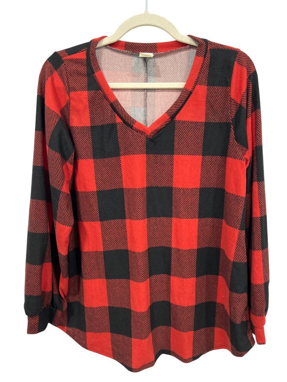 Sew In Love Pullover Top Medium Buffalo Plaid Long Sleeve V-Neck Red Black Cozy